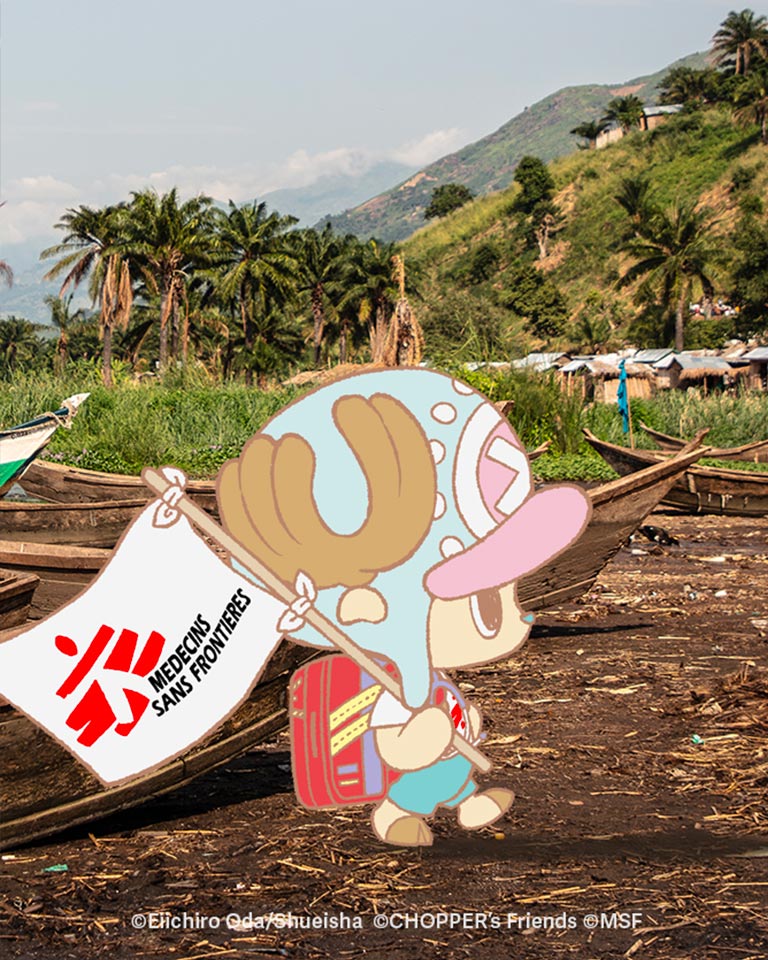 Chopper andando por un pueblo